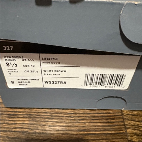 New Balance Cream and Orange Sneakers - Picture 9 of 9